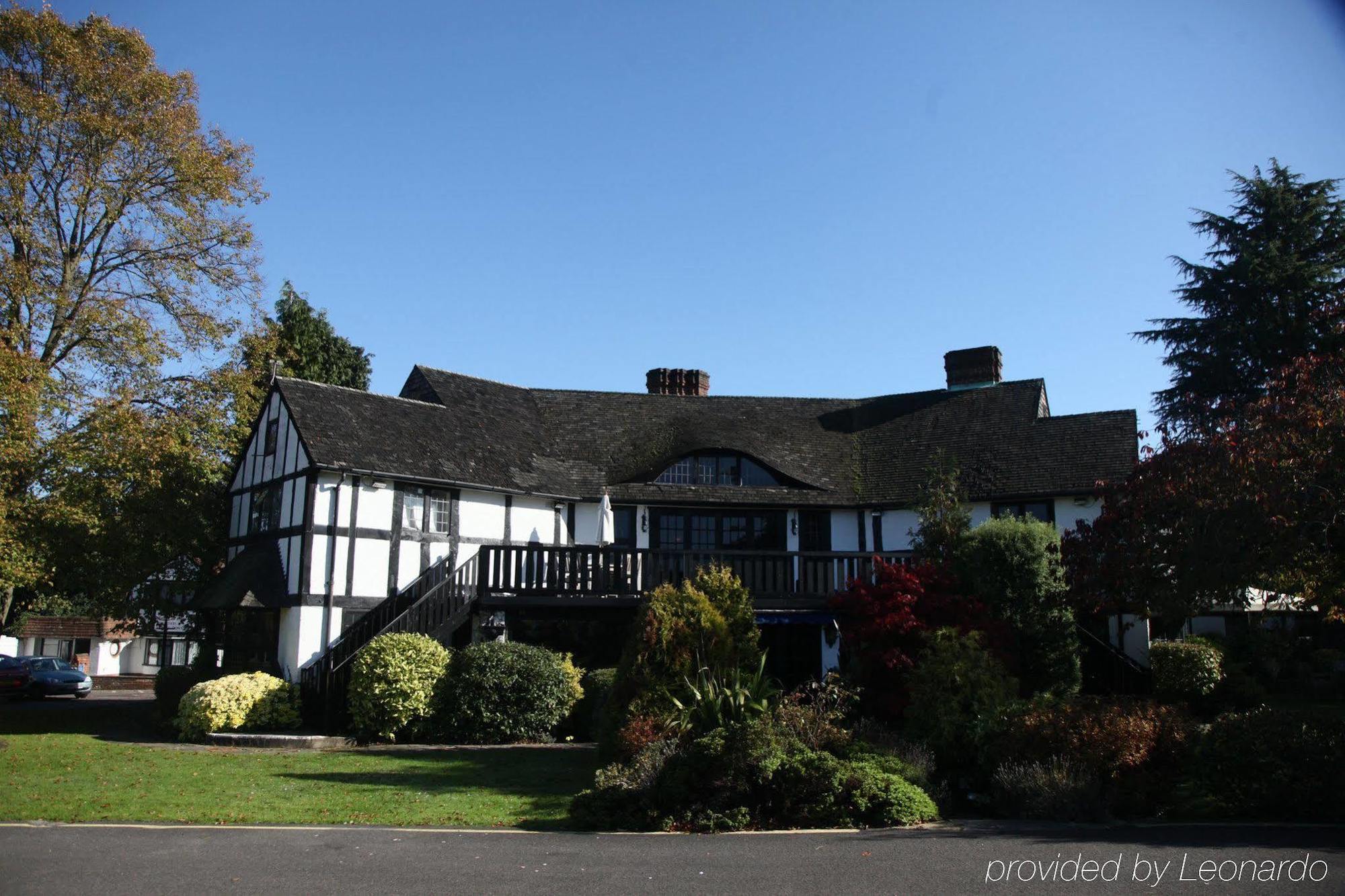 Thatchers East Horsley Exterior foto